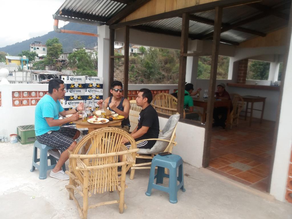 Hotel Don Chema San Pedro La Laguna Bagian luar foto